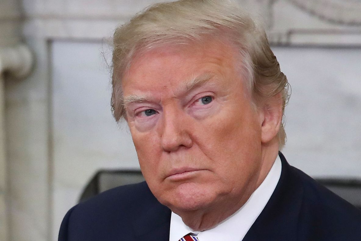 Donald Trump respinge criticile dure de la Washington