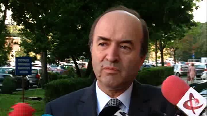 Tudorel Toader, gest arogant. A fost pus la punct imediat