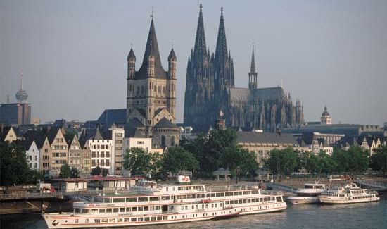 Alocațiile plătite copiilor migranților români stârnesc nemulțumire în Germania