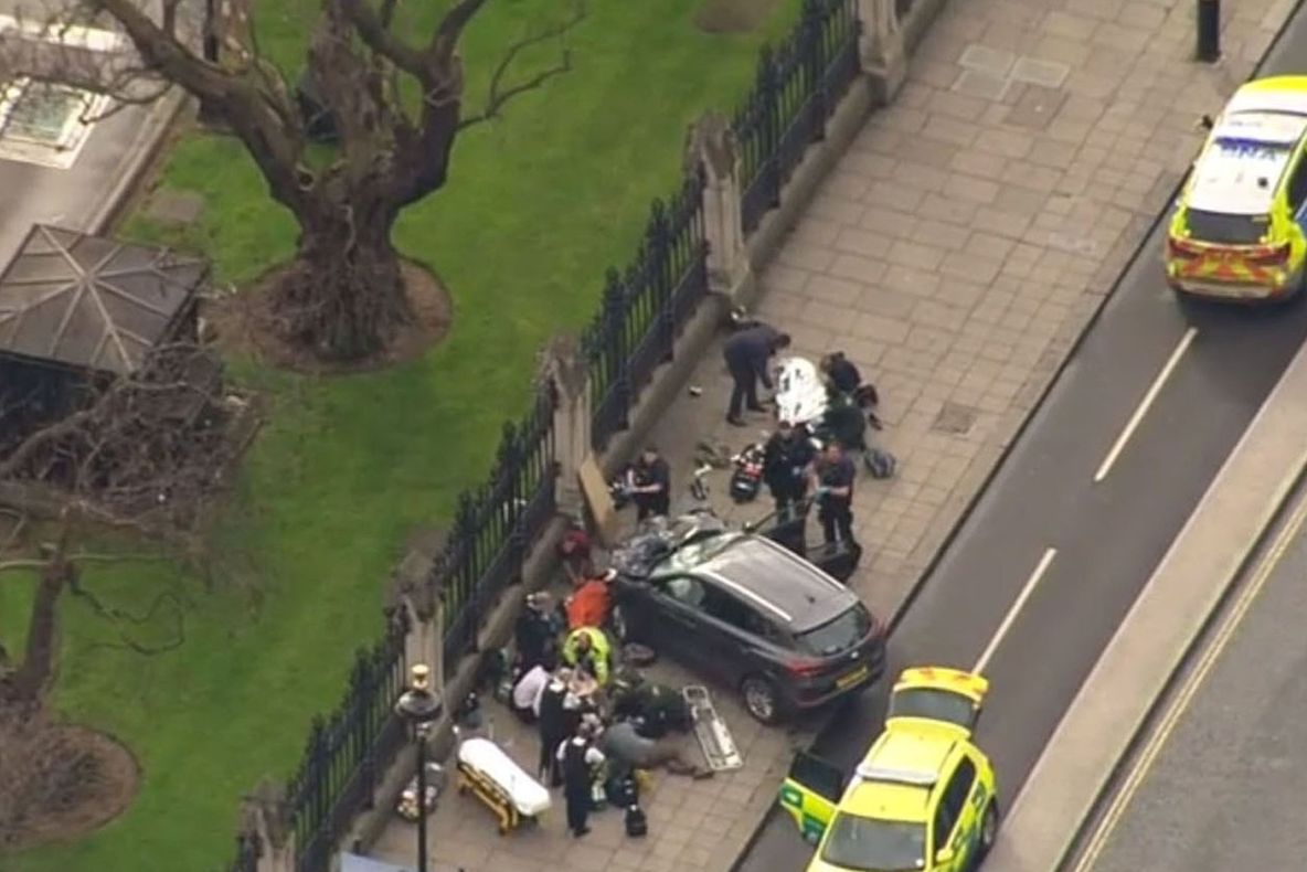 Autorul atacului cu vehicul din Londra a fost arestat