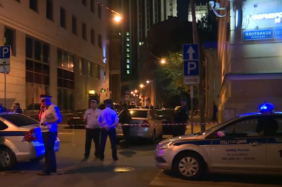 Panică în centrul Moscovei, poliţişti împuşcaţi