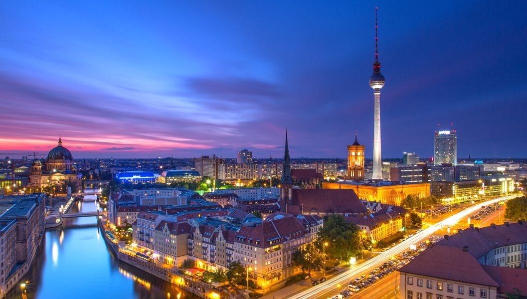 Criza energetică duce la MĂSURI DRASTICE: Berlinul va fi oprit iluminatul mai multor monumente în cursul nopţii  