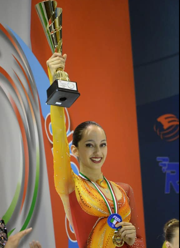 O puştoaică din Tecuci a devenit campioana Italiei la patinaj artistic pe role