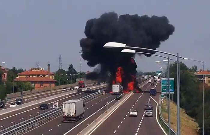 UPDATE MAE: Bilanţul românilor răniţi în explozia de la Bologna a crescut: TREI victime 