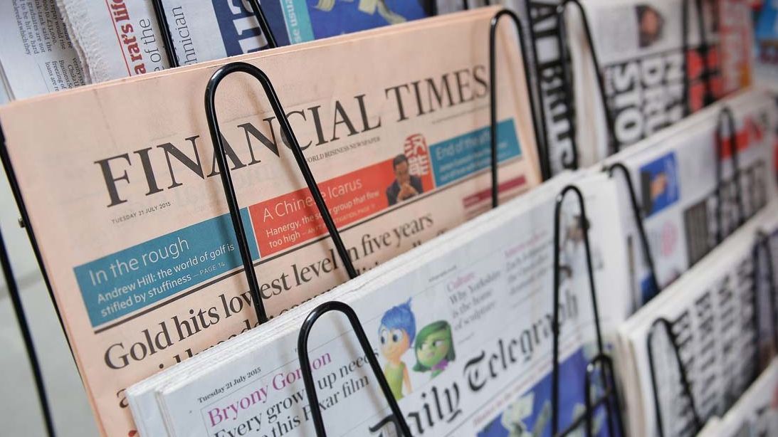 Financial Times acuză UE de lașitate: Românii așteaptă ajutor după protestul din 10 august