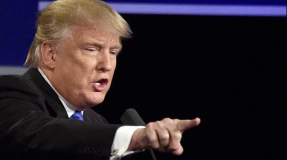 Trump, băgat "în corzi" în scandalul care zguduie America