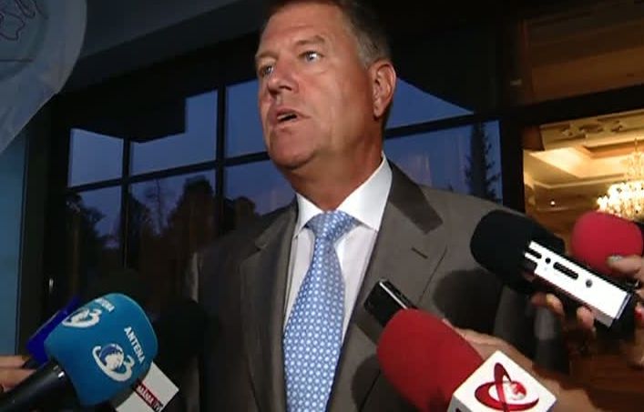 Iohannis contrazice Guvernul: "Facem summit-ul pe datorie!"