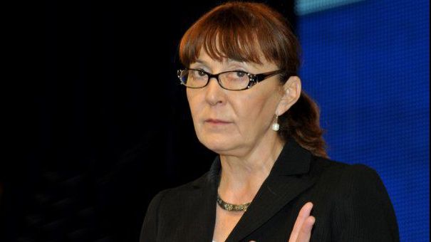 Tudorel Toader, acuzat că a devenit "avocatul penalilor". "E ca în filmele cu gangsteri"