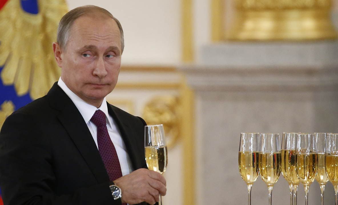 Cu o singură măsură, SUA au prăbușit rubla rusească. Furie la Kremlin: ”E război economic!”