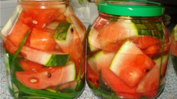Pepene verde murat la borcan: O reţetă delicioasă!