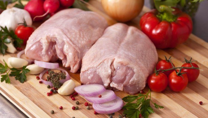 Nu mai arunca niciodată pielea de pe carnea de pui! Iată ce susţin specialiştii