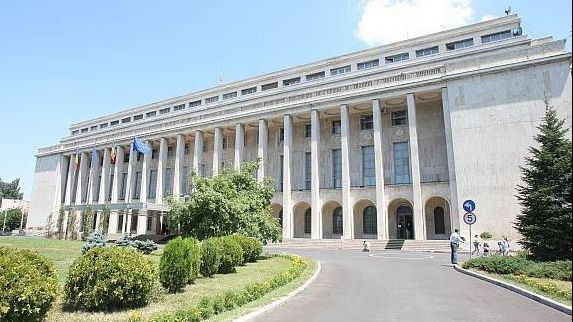 Un nou protest în fața Guvernului. Sindicaliștii de la metrou, nemulțumiți