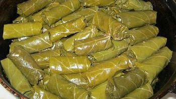 Reţeta zilei: sărmăluţe umplute cu... ingredientul surpriză, care le transformă într-un deliciu 