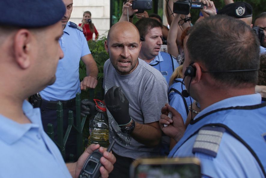 Răsturnare de situaţie, un lider #rezist s-a autodenunţat în scandalul Dorneanu