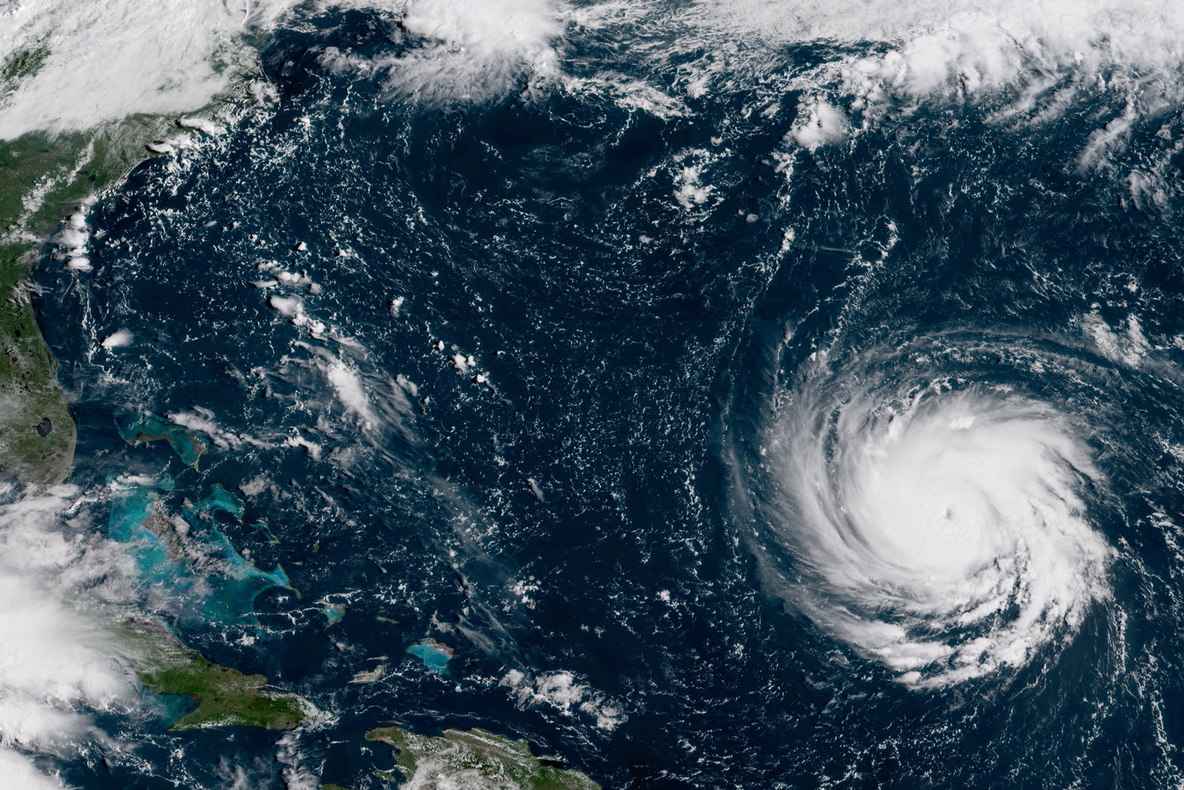 SUA se pregătesc pentru un uragan-monstru. Florence va lovi joi coasta de est