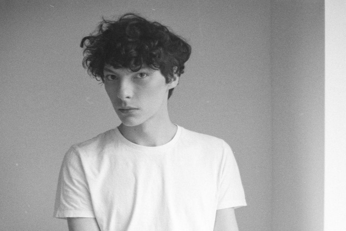 Fiul vitreg al primarului Capitalei, Răzvan Firea, mesaj dur contra referendum #iubireanusevoteaza