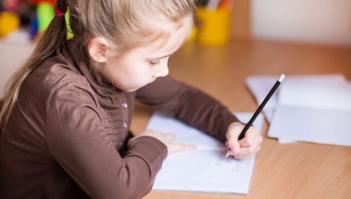 Lucrul neştiut despre persoanele stângace. Ce au în plus. Uimitor!