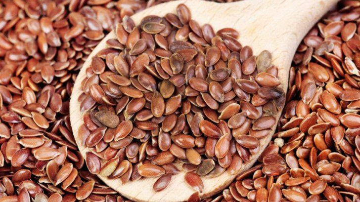 Cura cu semințe de in "topește" kilogramele și combate constipația