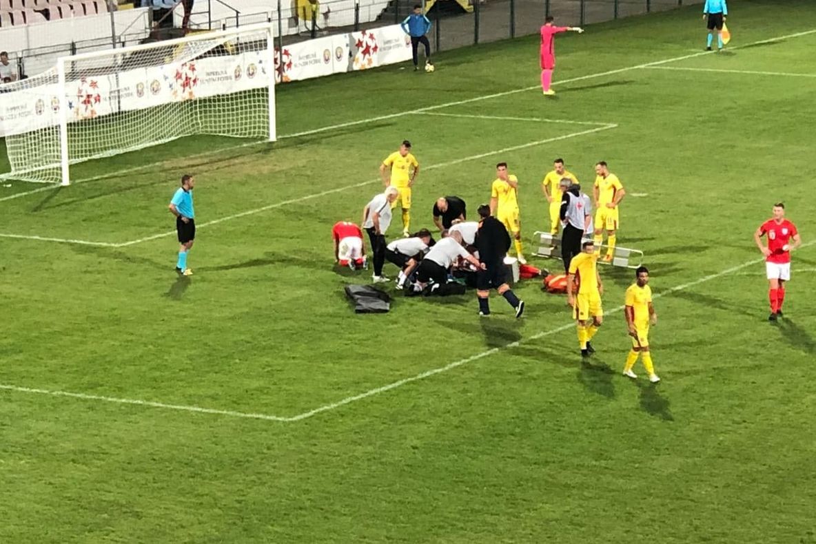 Un fotbalist englez a ajuns direct la spital, dupa un meci disputat pe Gloria