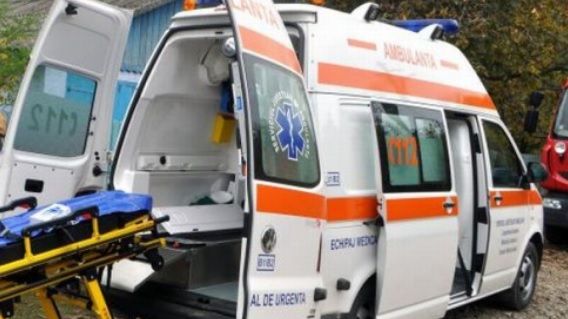 Biciclist mort, după ce a fost lovit de un autoturism condus de un tânăr fără permis şi băut