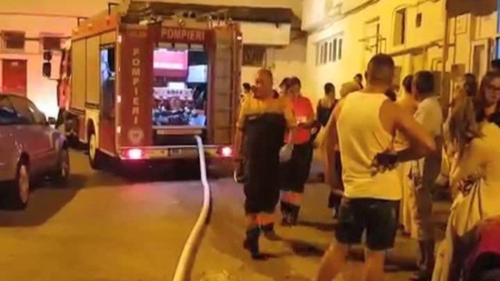 Tragedie la Iaşi: Un bărbat a fost găsit carbonizat în casă