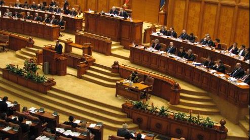 Ministrul Transporturilor, vizat de o moțiune. PNL: A blocat toate proiectele de infrastructură