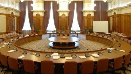 Dezbaterea ordonanţei care a stat la baza protocoalelor cu SRI, amânată