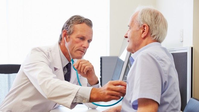 Semnale clare care ar trebui să te trimită la medic de URGENŢĂ