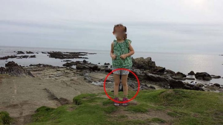 A făcut o fotografiei fiicei sale. Abia mai târziu a observat detaliul absolut inexplicabil