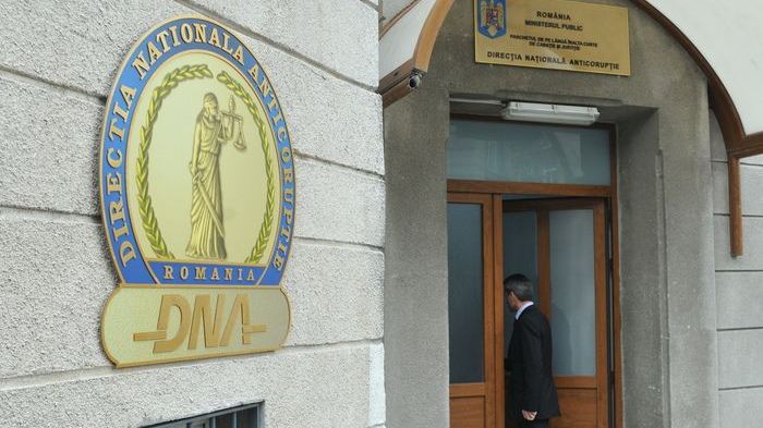 DNA face percheziţii la Regionala CFR Bucureşti
