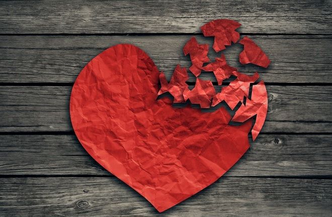 4 zodii care intră în relaţii din interes. Nu ştiu ce-i dragostea!