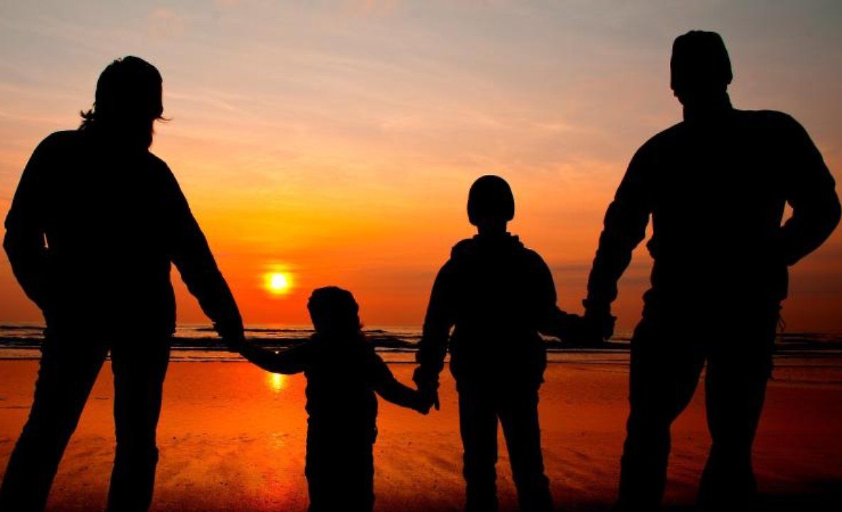 Ioana E. Dogioiu:Boicotaţi recensământul urii şi al manipulării! Nu-i faceţi ultimul joc lui Dragnea