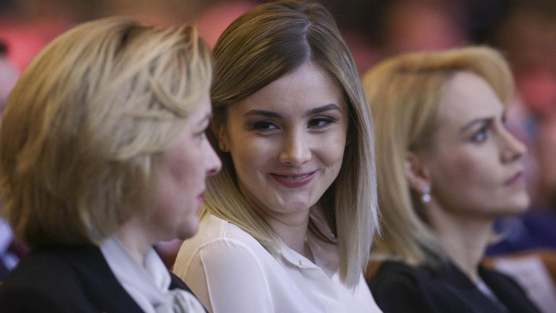 Dăncilă, Firea, Olguța Vasilescu și Carmen Dan și iubita lui Dragnea, în instanță