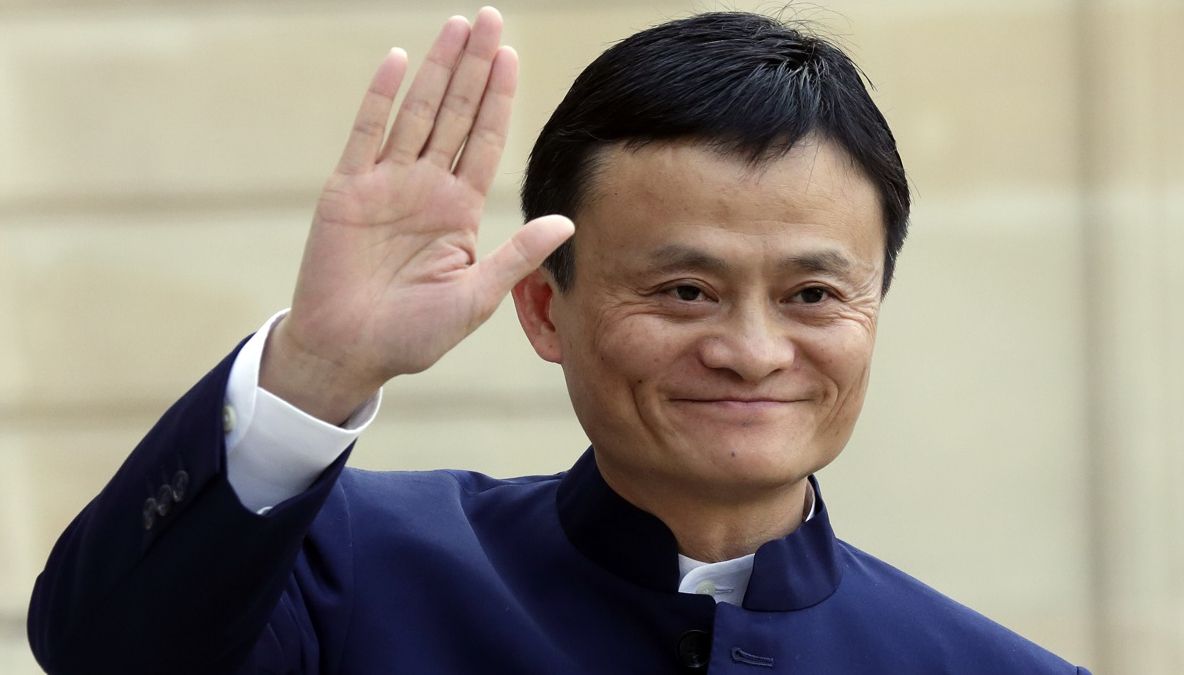 Cel mai bogat om din China ia o decizie radicală după modelul Bill Gates. Ce va face după retragere