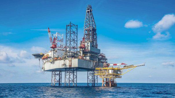 Ziare.com: Legea offshore, decisă de un singur om, în cel mai mare secret posibil