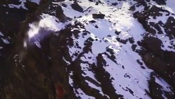 Cel mai nebun video pe care îl vei vedea azi. Scene ireale în Himalaya