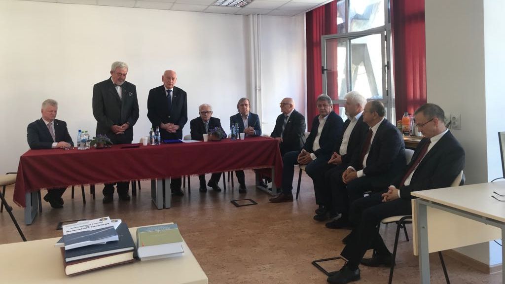 Trei academicieni iluștri din R. Moldova au devenit comandori ai Ordinului Militar de România