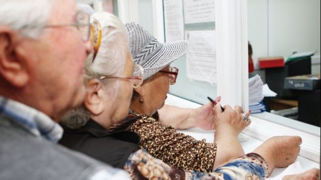 Anunț de ultimă oră! Poșta Română vine cu vești proaste pentru pensionari
