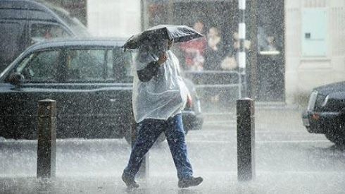 România, lovită de un VAL de ploi. Alertă de vijelii periculoase şi frig accentuat