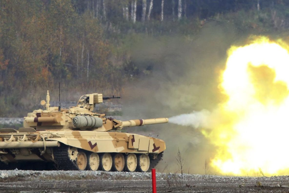 Mișcare îngrijorătoare a Rusiei. Sute de mii de militari, mii de tancuri și avioane sunt pregătite