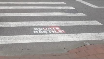 Surpriză pentru elevii din Suceava. Ce a apărut lângă școlile lor