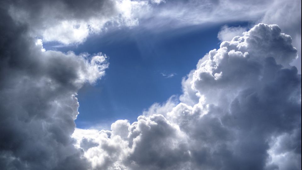 Vremea în weekend, în toată țara. Unde va ploua