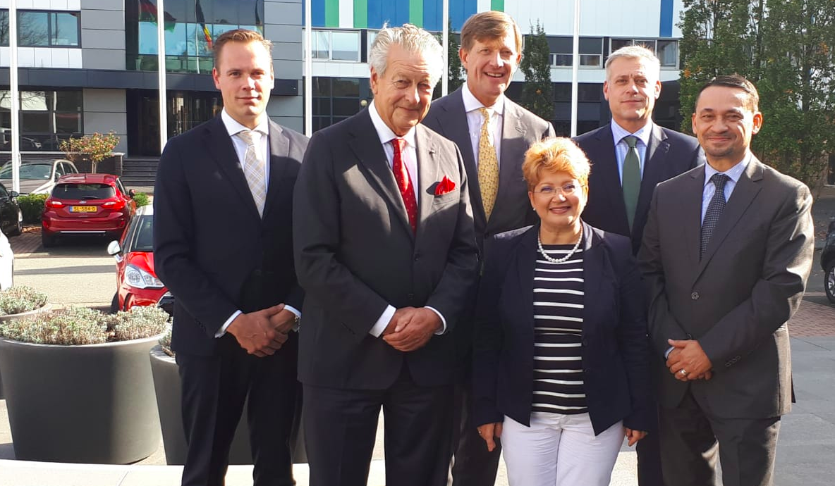 Ambasada României în Olanda face PR pentru Damen, care se bate pe 1,6 miliarde de euro la MApN