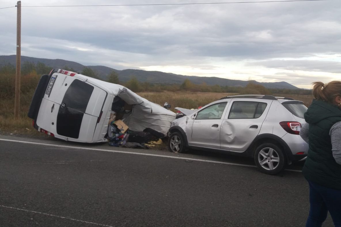Accident cumplit în Caransebeș, cu 8 victime. A fost activat Planul Roșu de Intervenție