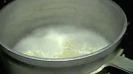 Moarte la pungă! Acest aliment rămâne două ore nedigerat în stomacul tău