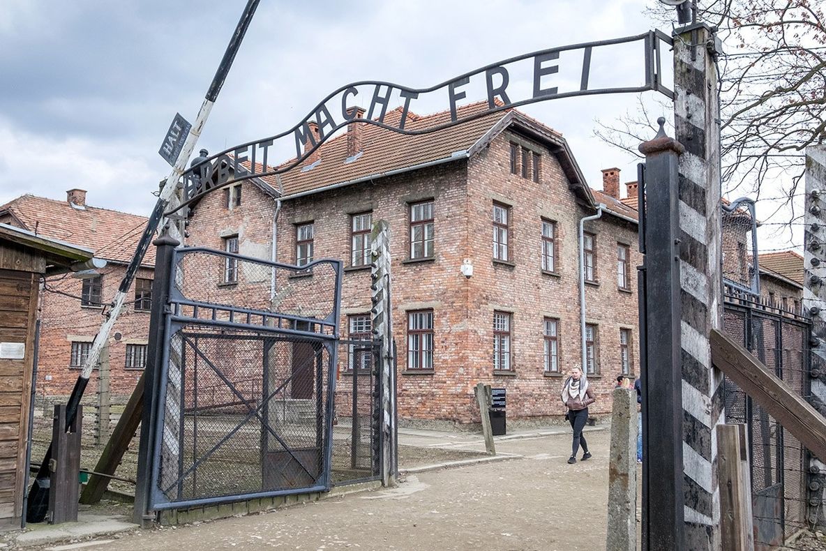 Îi trimit pe fani la Auschwitz! Inițiativă controversată la Chelsea