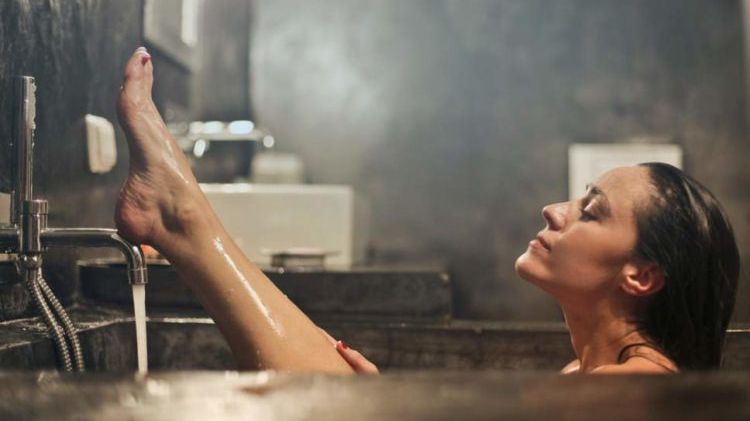 De ce nu e bine sa faci duș zilnic