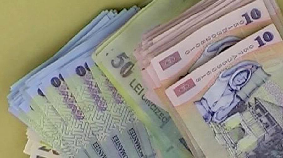 Guvernul intră în concurență cu băncile: va deschide Contul Junior. Bani de la stat pentru copii 