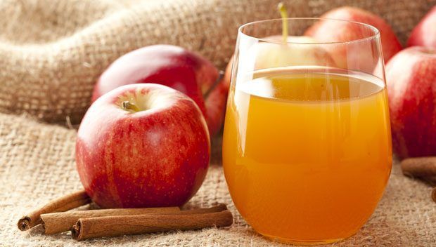 Cidru de mere făcut în casă. O reţele simplă pe care trebuie să o încerci!