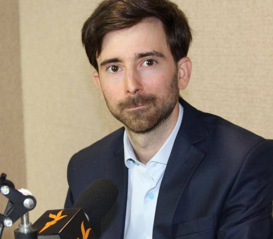 Un deputat demisionează din USR, pentru referendum: "Susţin căsătoria între bărbat şi femeie"